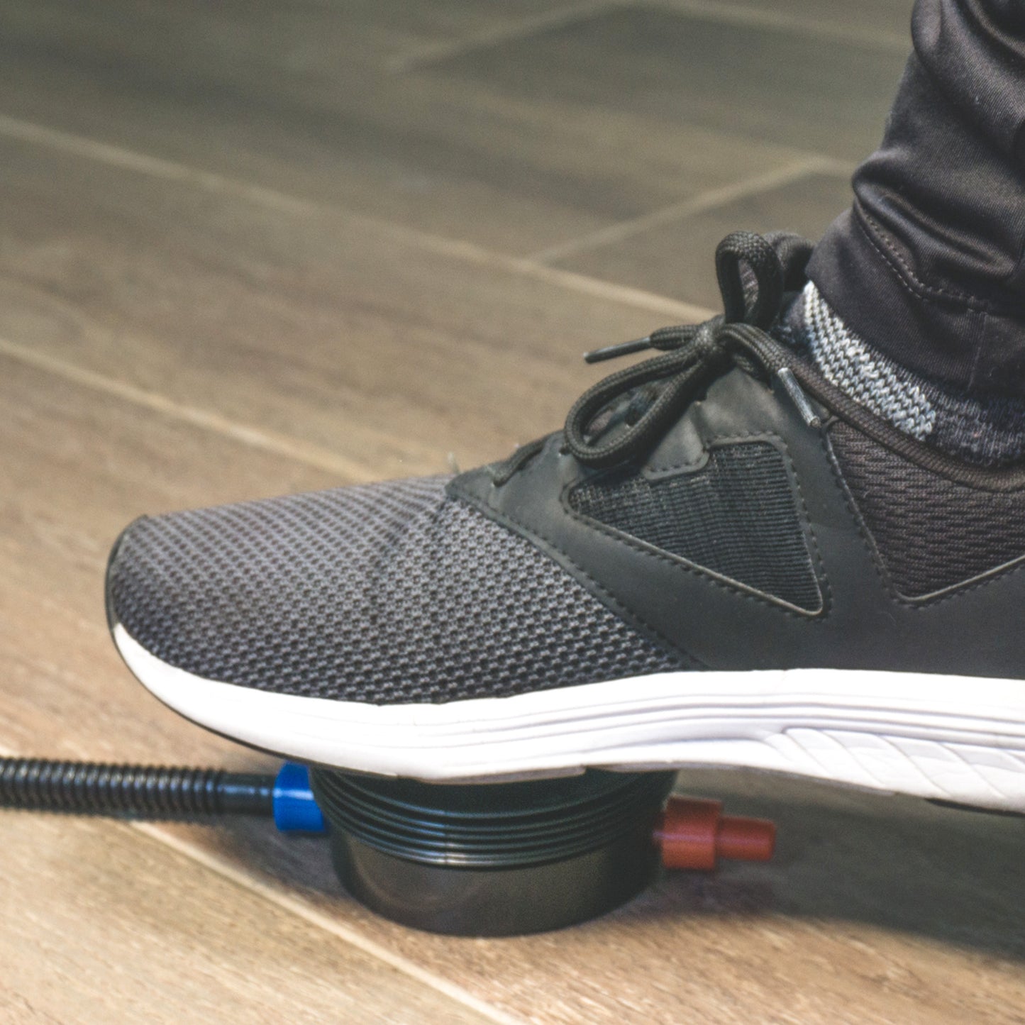 Pelota de Ejercicio Antigolpes y Antideslizante ATTLETIA , Pelota de Yoga Bomba rápida Incluída Hasta 905 kg, Antiexplosiva y Ejercicio para Parto - FRUTILUPI SHOP